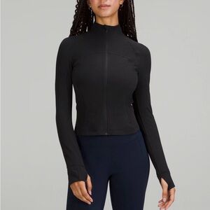 LULULEMON CROPPED DEFINE JACKET